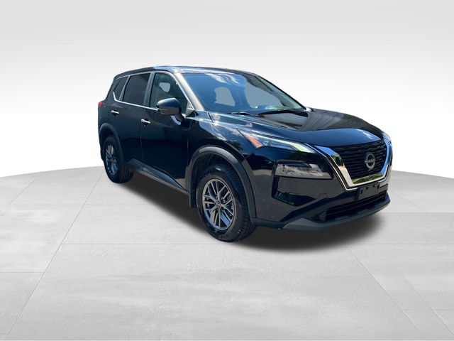 2022 Nissan Rogue S 2