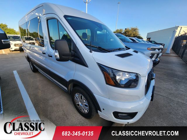2025 Ford Transit Passenger 350 XLT Medium Roof LB RWD