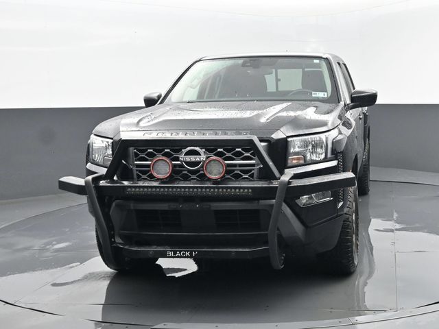 2022 Super Black Nissan Frontier SV 4X4 Truck