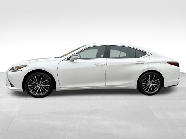 2023 Lexus ES