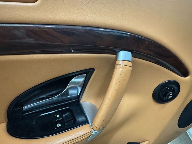 2010 Maserati GranTurismo thumbnail 11