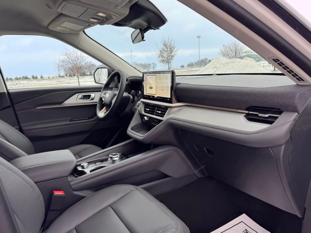 2026 Ford Explorer Active (200A)