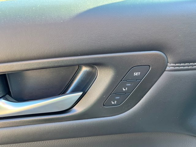 2025 Everest White Pearl Tricoat Nissan Pathfinder Platinum FWD SUV