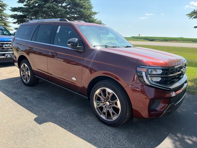 Bronze Fire Metallic Tinted Clearcoat 2027 Ford Expedition SUV / Crossover Four-Wheel Drive Automatic