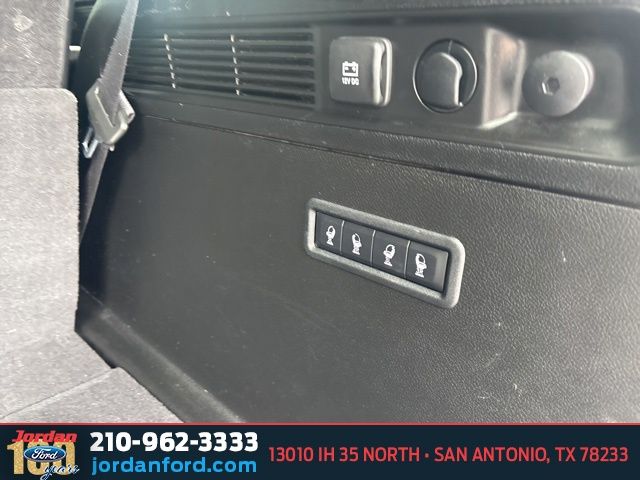 Used Car 2022 Jeep Wagoneer  Series Iii For Sale Under $50,000 In San Antonio, Texas