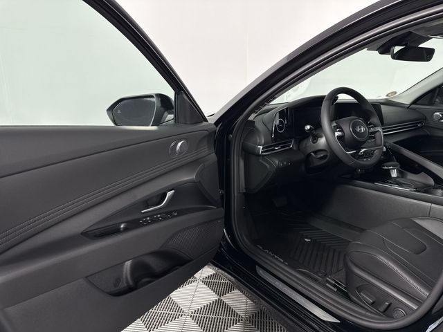 New 2025 Hyundai Elantra Hybrid For Sale in Indianapolis, IN