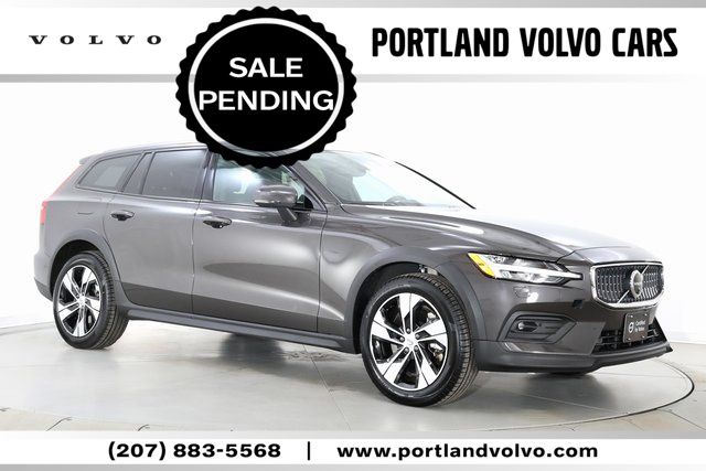 Gray (Platinum Grey) 2025 Volvo V60 Cross Country B5 Plus AWD Wagon All-Wheel Drive Automatic