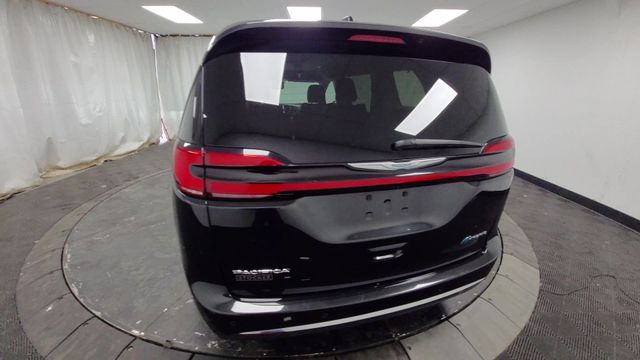 2021 – Chrysler – Pacifica Hybrid