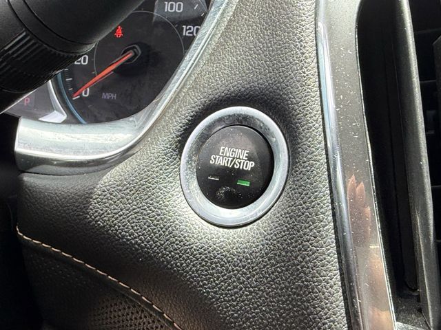 2021 Chevrolet Traverse Premier Silver at Community Honda