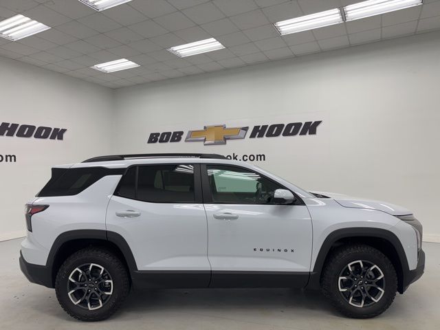 new 2026 Chevrolet Equinox car, priced at $32,670