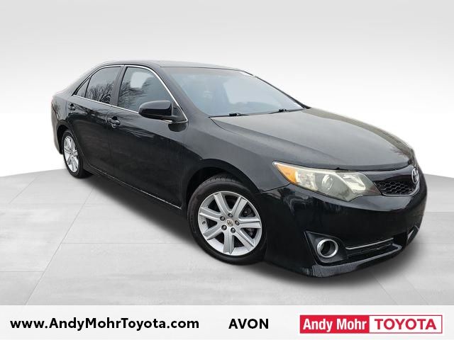 Attitude Black Metallic 2012 Toyota Camry SE Sedan Front-Wheel Drive 6-Speed Automatic