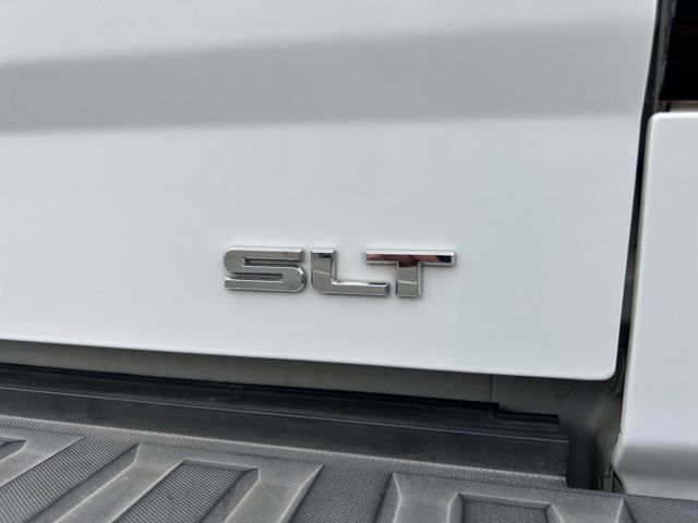 2015 GMC Sierra 1500 SLT photo