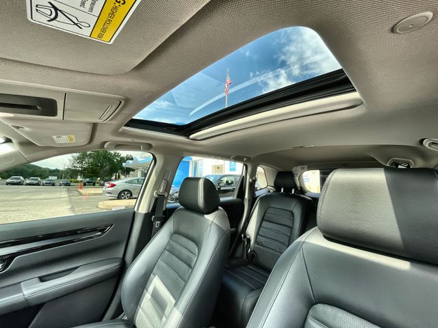 Certified Used 2024 White Honda EX-L image 18