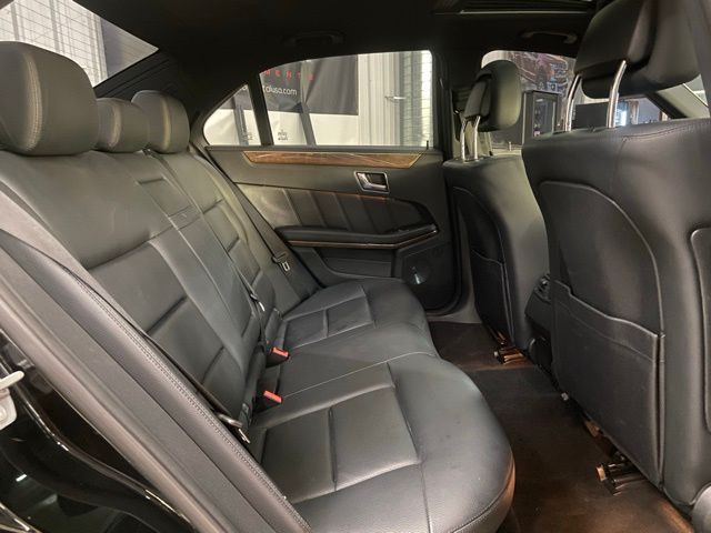 2011 Mercedes-Benz E 350 thumbnail 40