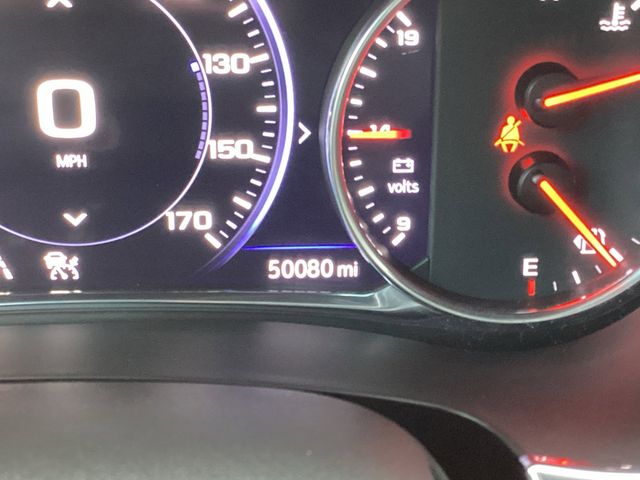 Used Car 2023 Chevrolet Traverse  Premier For Sale Under $35,000 In San Antonio, Texas