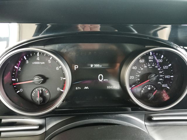 Used 2022 Kia Carnival Van
