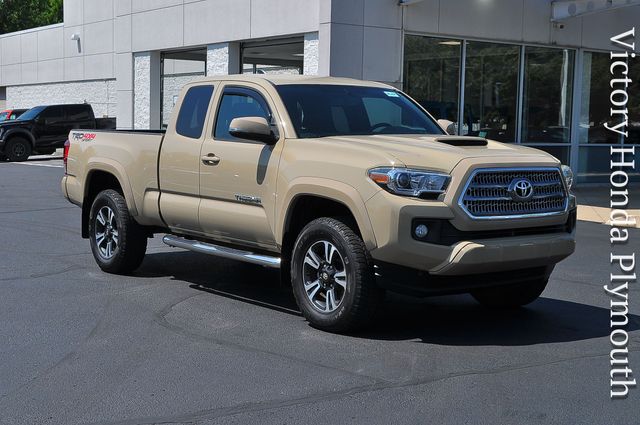 Quicksand 2016 Toyota Tacoma Pickup Truck Four-Wheel Drive 6-Speed Automatic