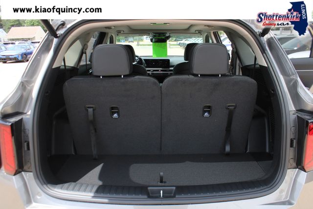 New 2026 Kia Sorento Hybrid SUV
