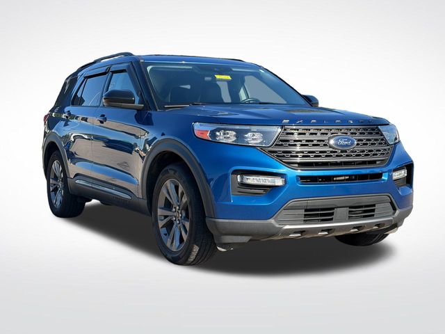 Blue Metallic 2022 Ford Explorer SUV / Crossover All-Wheel Drive Automatic