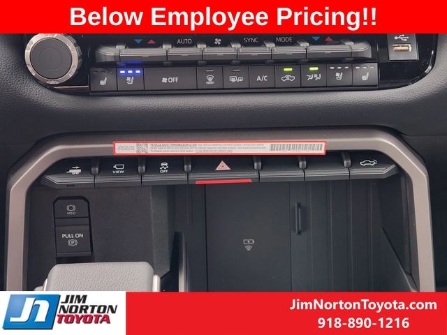 2026 Toyota Tundra Limited - Photo 17