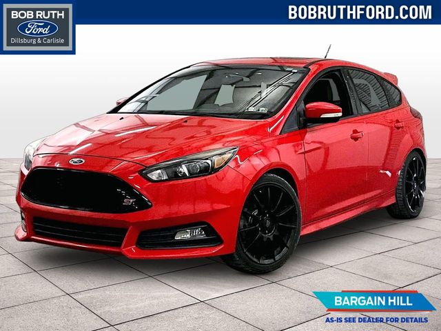 Race Red 2015 Ford Focus ST Hatchback Front-Wheel Drive 6-Speed Manual