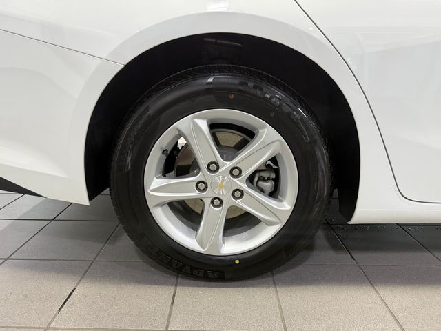 2023 Chevrolet Malibu LT White at Davis Toyota of Orangeburg