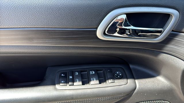 used 2022 Jeep Grand Cherokee WK car, priced at $27,998