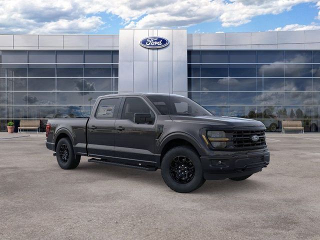 New 2026 Agate Black Metallic Ford XLT image 7