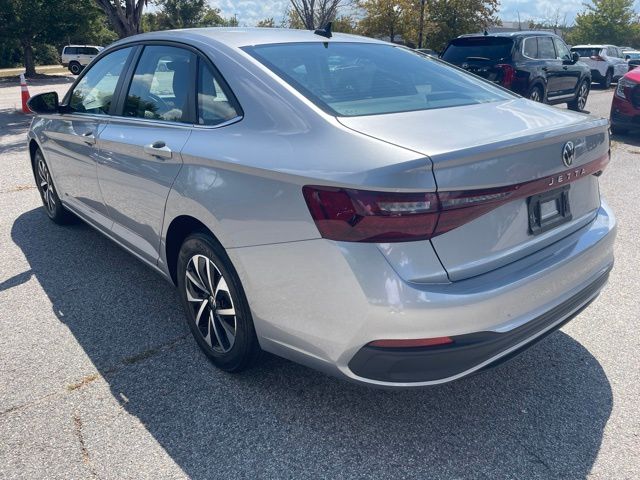 Used 2025 Volkswagen Jetta Sedan