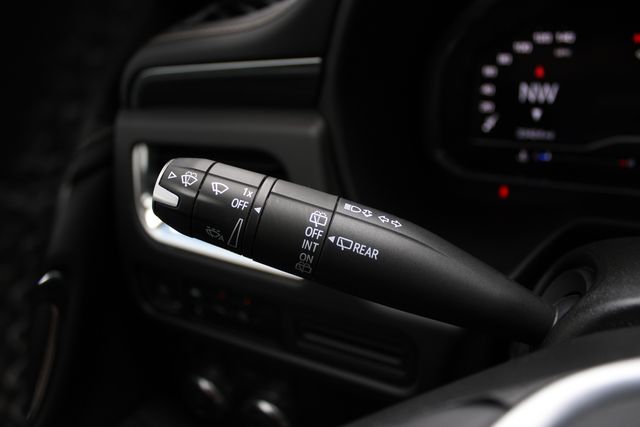 Used 2023 Black GMC SLT image 10