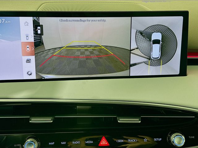 Thumbnail: 2026 Genesis GV70 - 13