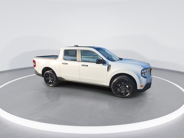 New 2026 Space White Metallic Ford XLT image 2