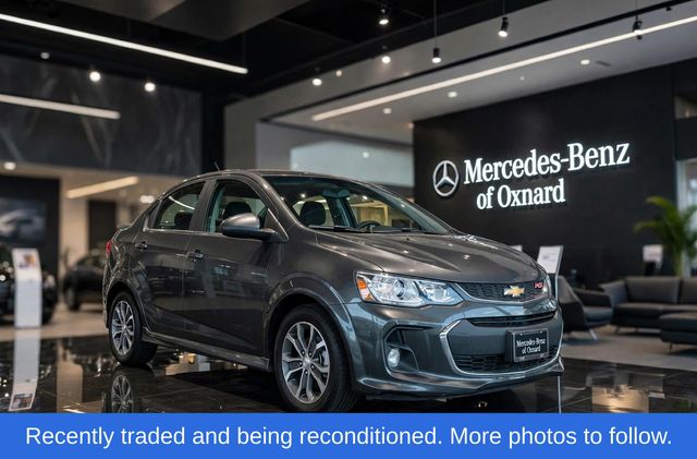 2017 Chevrolet Sonic LT Sedan FWD