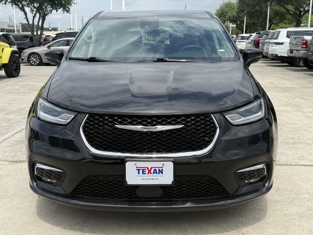 2023 Chrysler Pacifica Touring L Black at Parkway Family Mazda