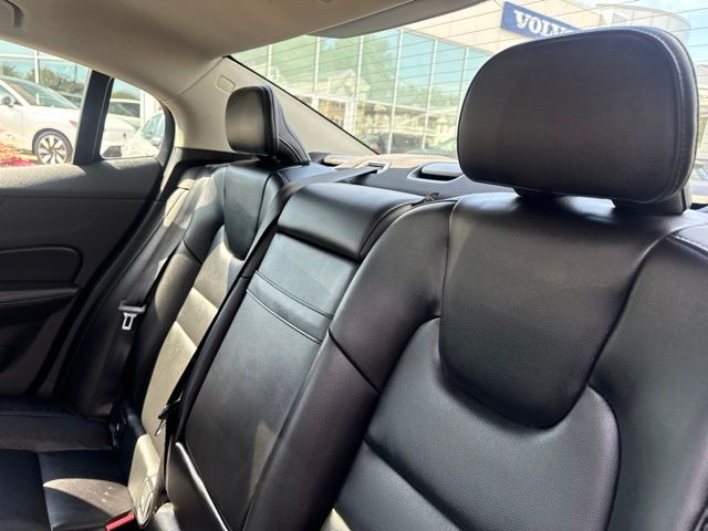 Used 2020 Volvo S60 Sedan