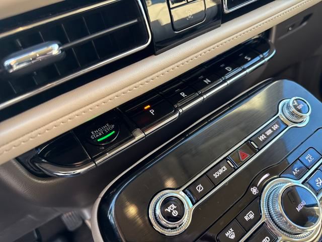 2022 Lincoln Nautilus Standard photo