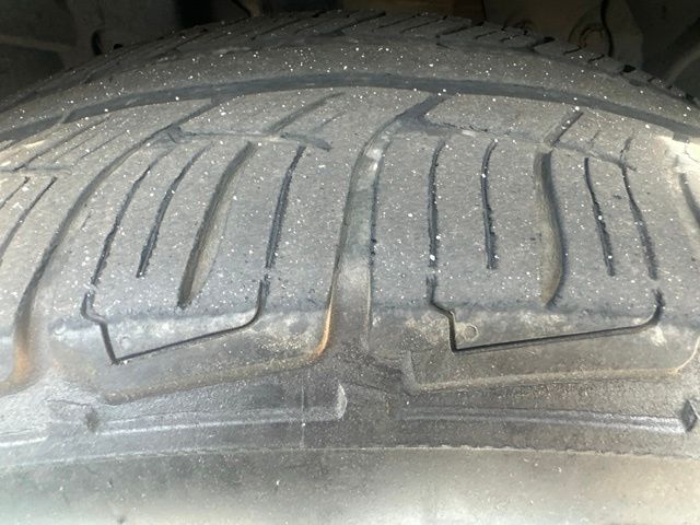 Used 2021 Silver Nissan SV image 14