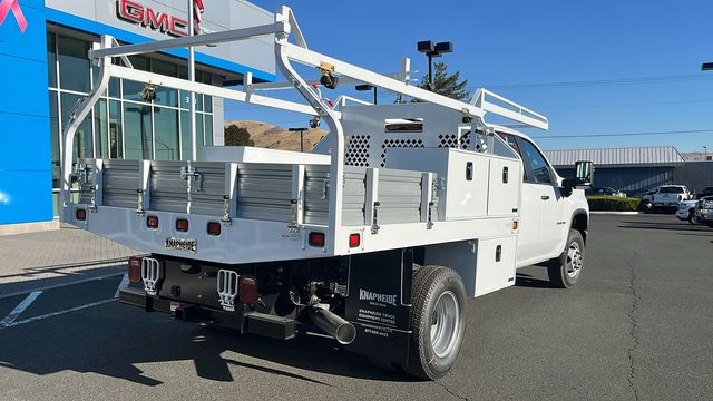 2024 Chevrolet Silverado 3500HD Work Truck 2