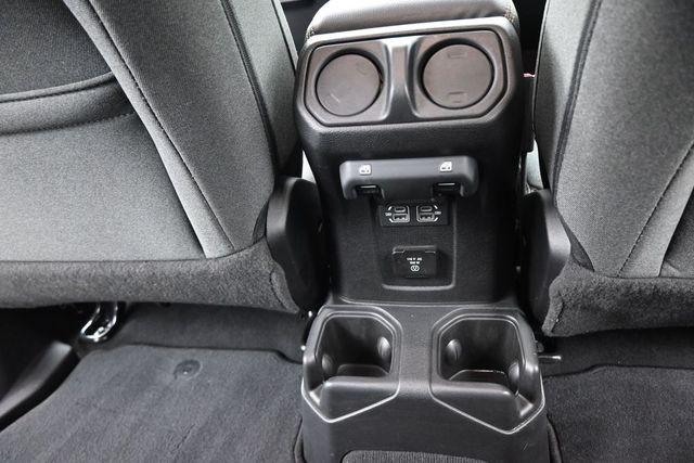 Used 2025 Jeep Wrangler SUV