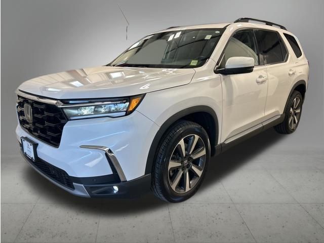 2023 Honda Pilot Touring AWD