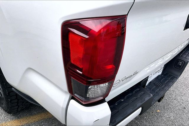Used 2020 Toyota Tacoma SR 4D Double Cab