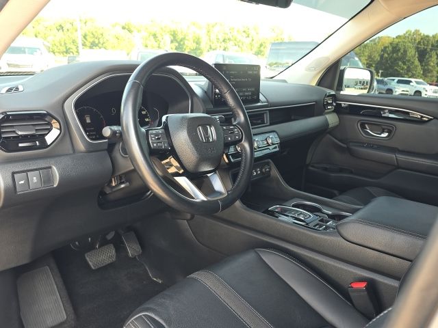 2025 Honda Pilot Touring:L168808A
