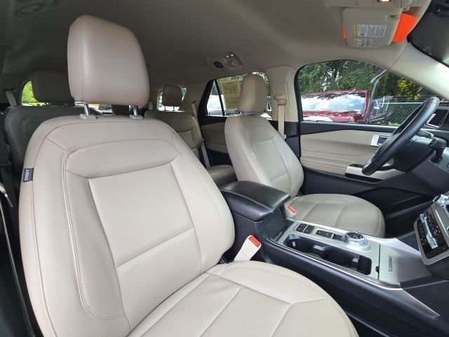 2022 Ford Explorer XLT:169313A