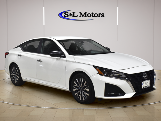  2025 Nissan Altima 2.5 SV FWD   