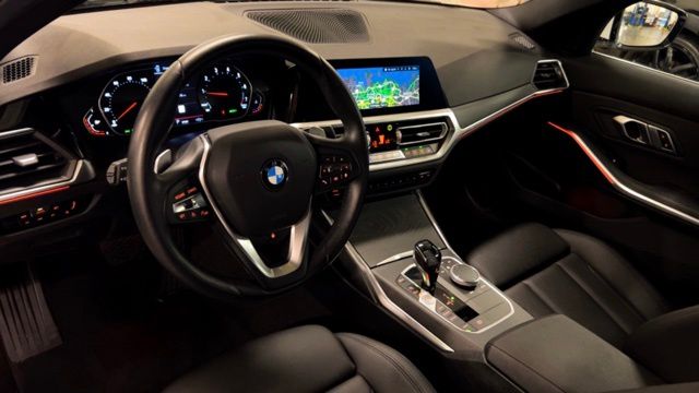 2021 BMW 3 Series 330i xDrive 10