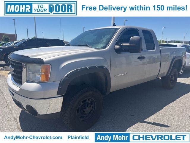 Silver Birch Metallic 2007 GMC Sierra 2500HD 2 Dr SLE1 Extended Cab 4WD Pickup Truck Four-Wheel Drive 6-Speed Automatic Overdrive