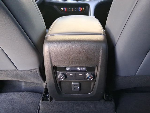 Used 2024 Ebony Twilight Metallic Buick Essence image 13