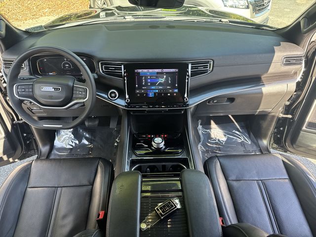 Used 2022 Black Jeep Series I image 9