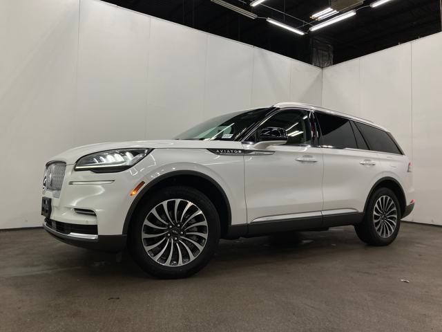 2023 Lincoln Aviator Standard