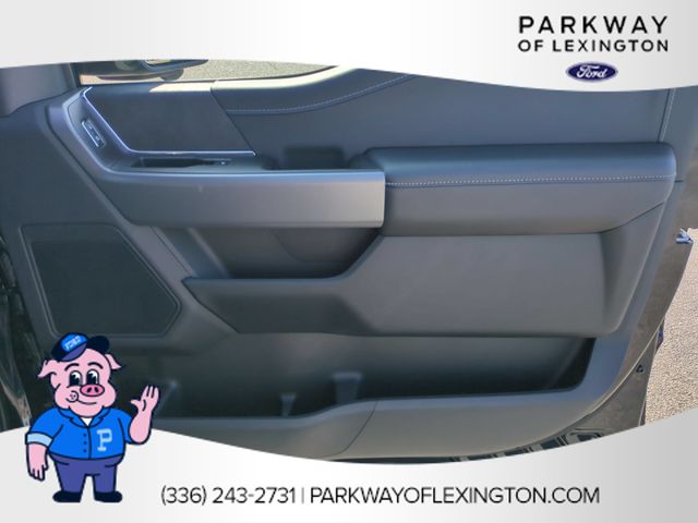 New 2026 Blue Ford XLT image 32